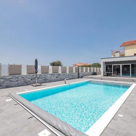 Apartments Nicola With Private Pool Bibinje Exteriér fotografie