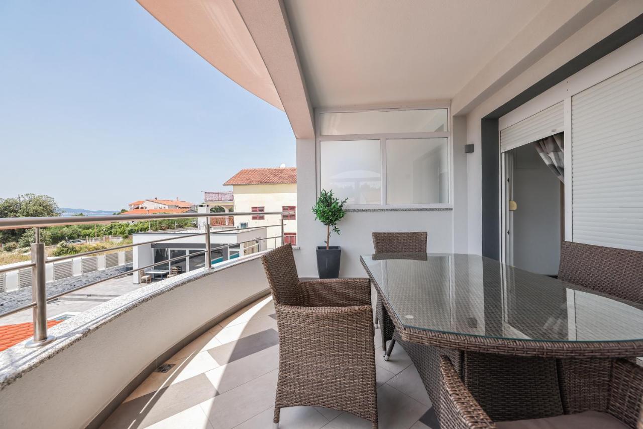 Apartments Nicola With Private Pool Bibinje Exteriér fotografie
